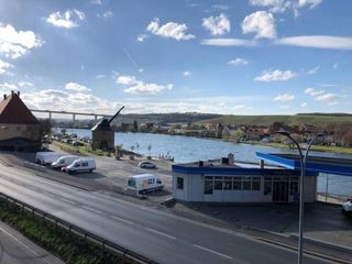 Hotel pic Mainblick voll ausgestattet, Küche, Klima, Wanne