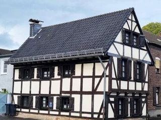 Hotel pic altes romantisches Fachwerkhaus in Rheinnähe auch für Workation geeign
