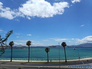 Фото отеля Vistas a 3 Países y 2 Continentes 1º linea de Playa a 5 minutos de Gib