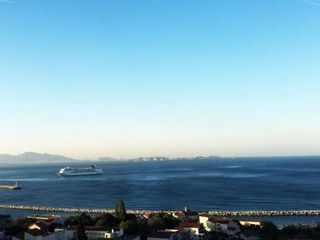 Фото отеля Superbe terrasse avec vue panoramique sur la mer