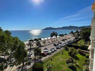 Hotel pic Vacances paradisiaques, Plage Cannes boccacabana, studio