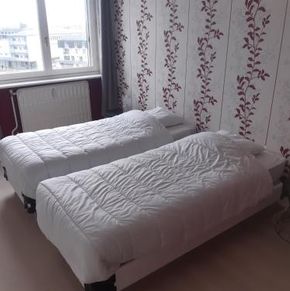 NearBy Hotel