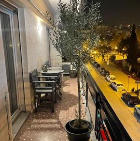 NearBy Hotel