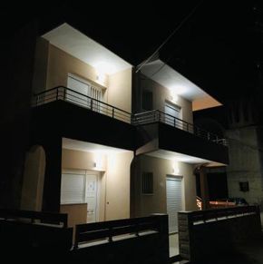 NearBy Hotel