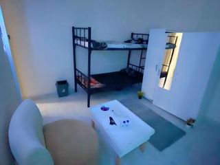Hotel pic MBZ - Nice Bed Space \MEN\