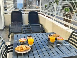 Фото отеля Sea Breeze Central, 2bed