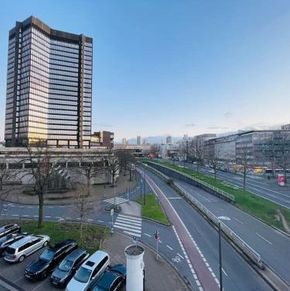 NearBy Hotel