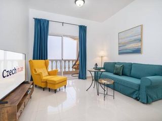 Фото отеля Relax in Spacious 2BD with Sea View in Al Hamra