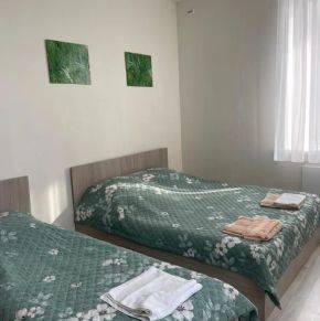 NearBy Hotel