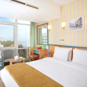 NearBy Hotel