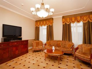 4-комнатная Квартира