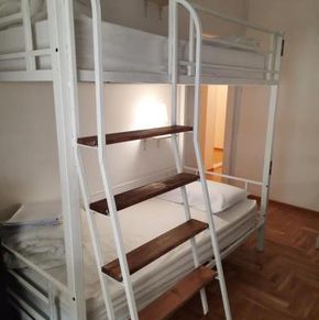 NearBy Hotel