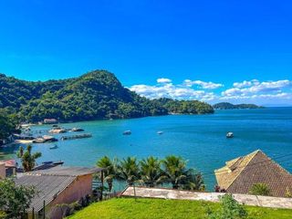 Фото отеля Casa com WiFi a beiramar na Ilha de Itacuruca RJ
