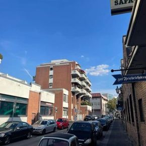 NearBy Hotel