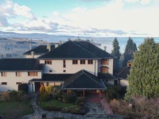 Фото отеля Hotel y Cabañas Lago Ranco - Caja los Andes