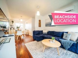 Фото отеля Urban Beach Shack Grange