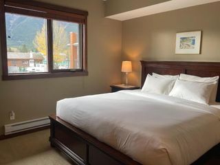 Фото отеля Best Views of Canmore - 2Bed 2Bath