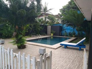 Hotel pic Villa Bonapriso avec piscine