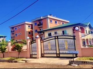 Фото отеля Stunning 3-Bedrooms GuestHouse in Limbe Cameroon