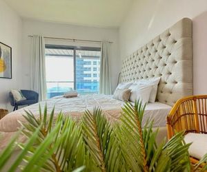 Luxury Studio w/ BoHo Design and Balcony for 4 Pax Dubai City United Arab Emirates