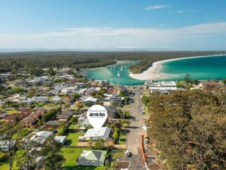 Hotel pic Huskisson Holiday House by Experience Jervis Bay