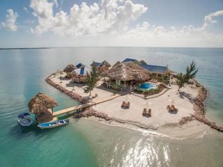 Hotel pic Little Harvest Caye - Your Own Private Island