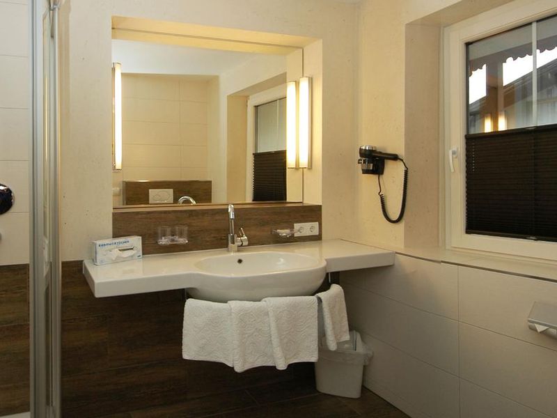 Hotel Photo 12