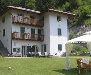 Bed and Breakfast Ai Casai Pieve di Ledro Italy