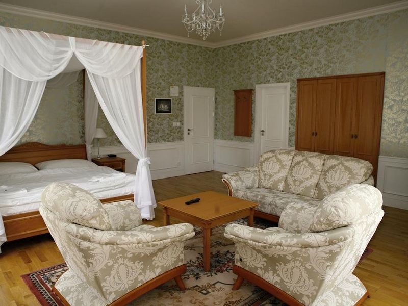 Hotel Photo 1