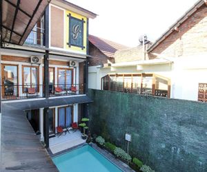 OYO 426 Hotel Gading Resto Yogyakarta Indonesia