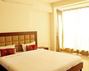 Laurent & Benon Luxury Service Apartment - Khar (West) Mumbai India