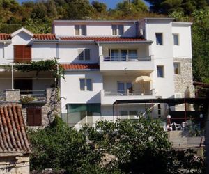 Apartments Dalmatia Stomorska Croatia
