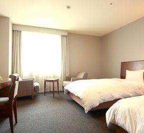 NearBy Hotel