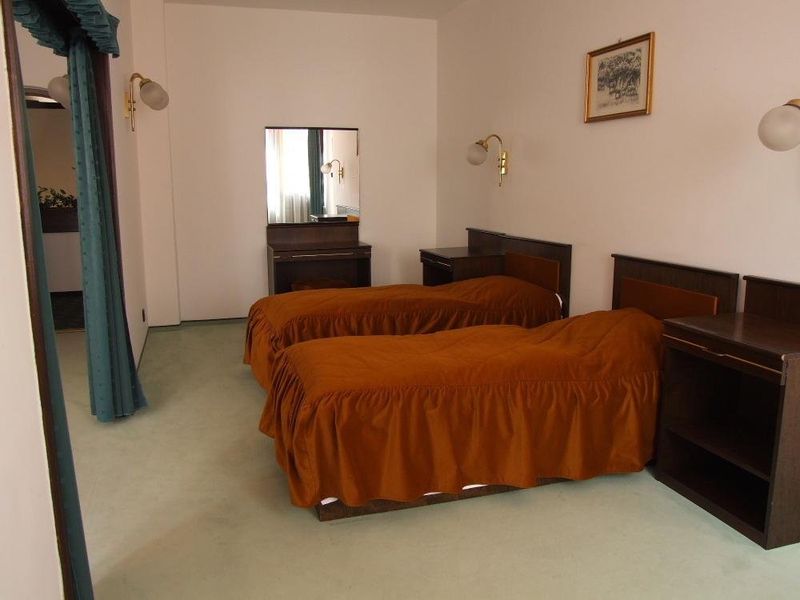 Hotel Photo 1