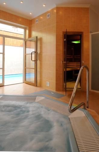 Hotel Photo 12