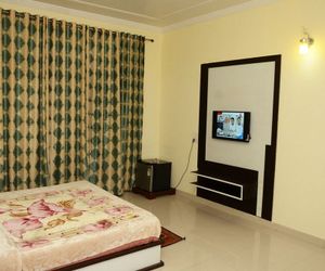 Hotel Krishna International Brindaban India