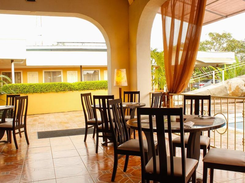Hotel Photo 9