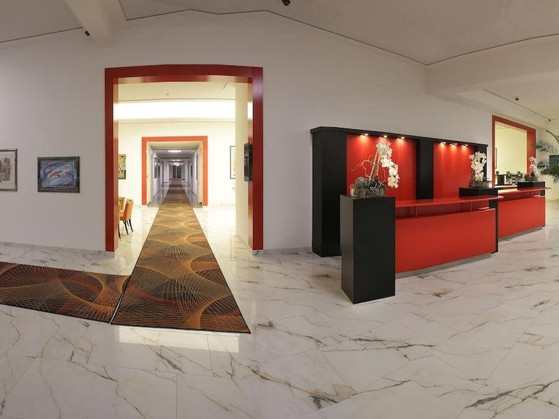 Hotel Photo 5