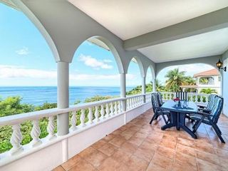 Фото отеля Caribbean Sea View Holiday Apartments