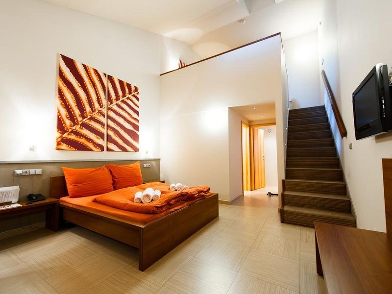 Hotel Photo 2
