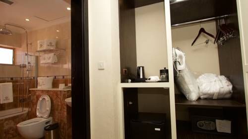 Hotel Photo 9