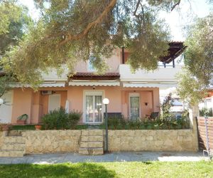 Kripis Studio Pefkohori Kassandra Island Greece