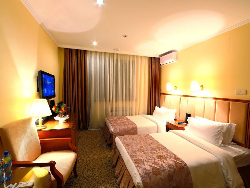 Hotel Photo 1