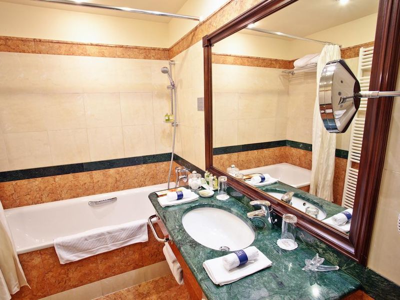Hotel Photo 10