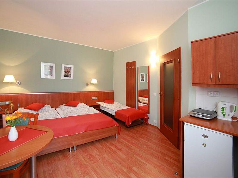 Hotel Photo 1