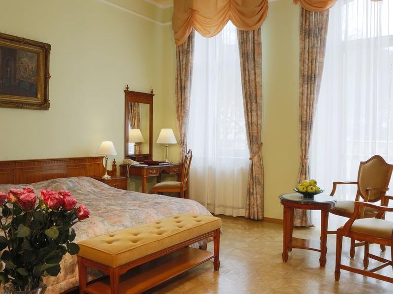 Hotel Photo 1