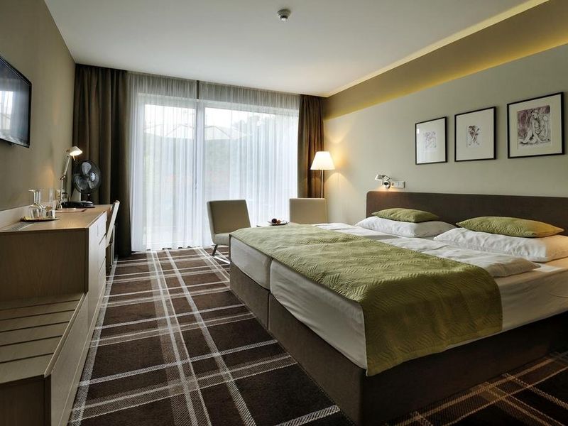 Hotel Photo 8