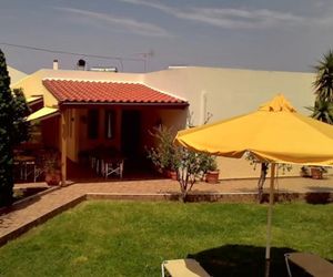 Argiroupolis Dimitris Rooms Kournas Greece