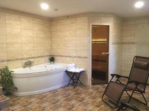 Hotel Photo 8