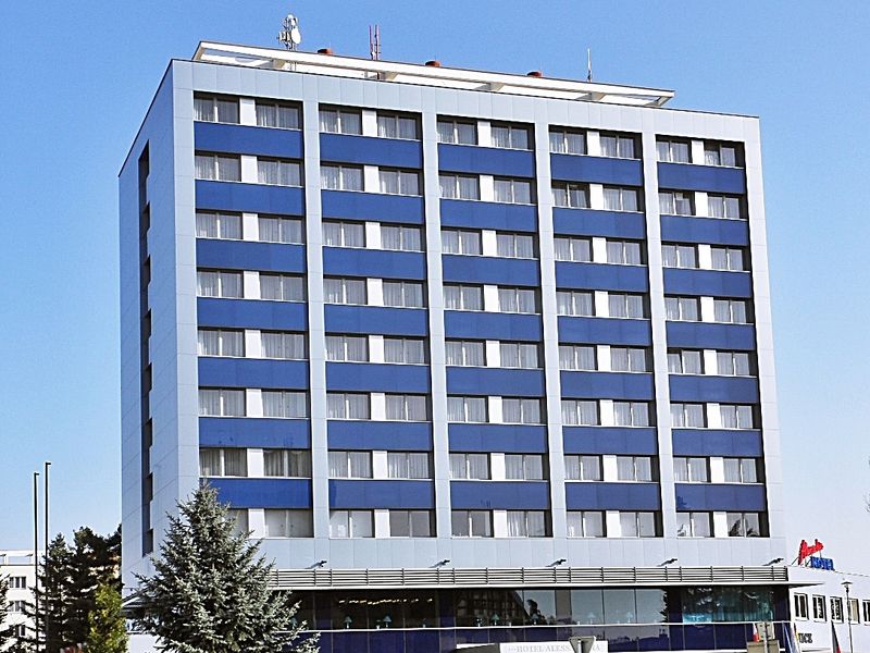 Hotel Photo 1